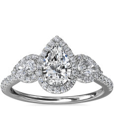 14k 白金三石梨形光环钻石订婚戒指